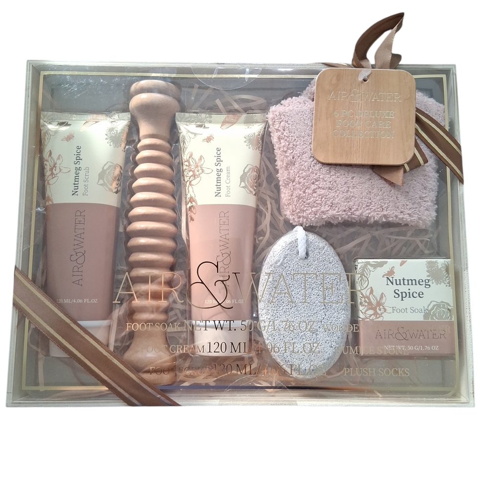 Nutmeg Spice Bath Set - Cream and Brown